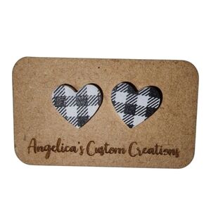 Black/White Plaid Heart Wood Studs